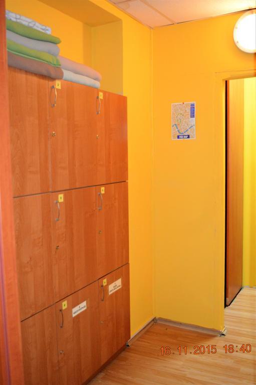 كراكوفيا Honey Hostel المظهر الخارجي الصورة