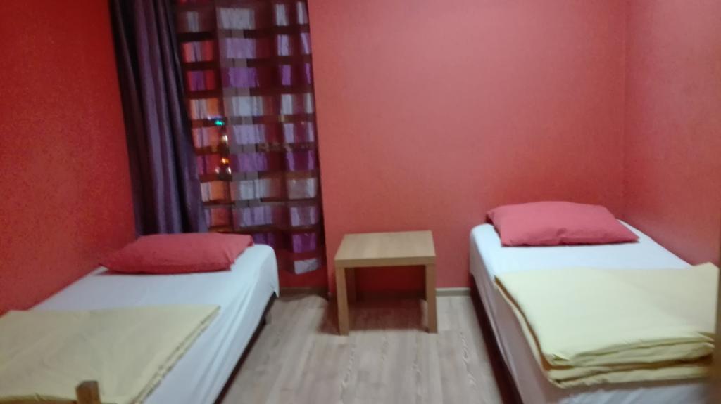 كراكوفيا Honey Hostel المظهر الخارجي الصورة